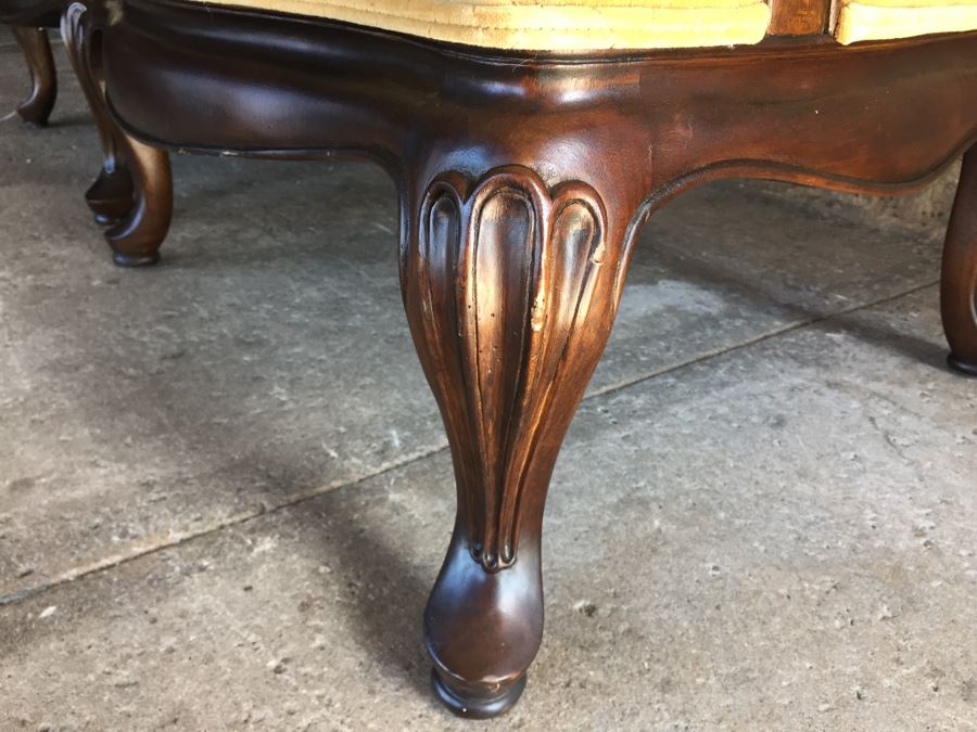 Pair Of Thomasville Oversized Upholstered Armchairs [Photo 8]