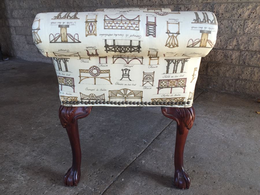 Classy Upholstered Bench With Antique Furniture Print [Photo 7]