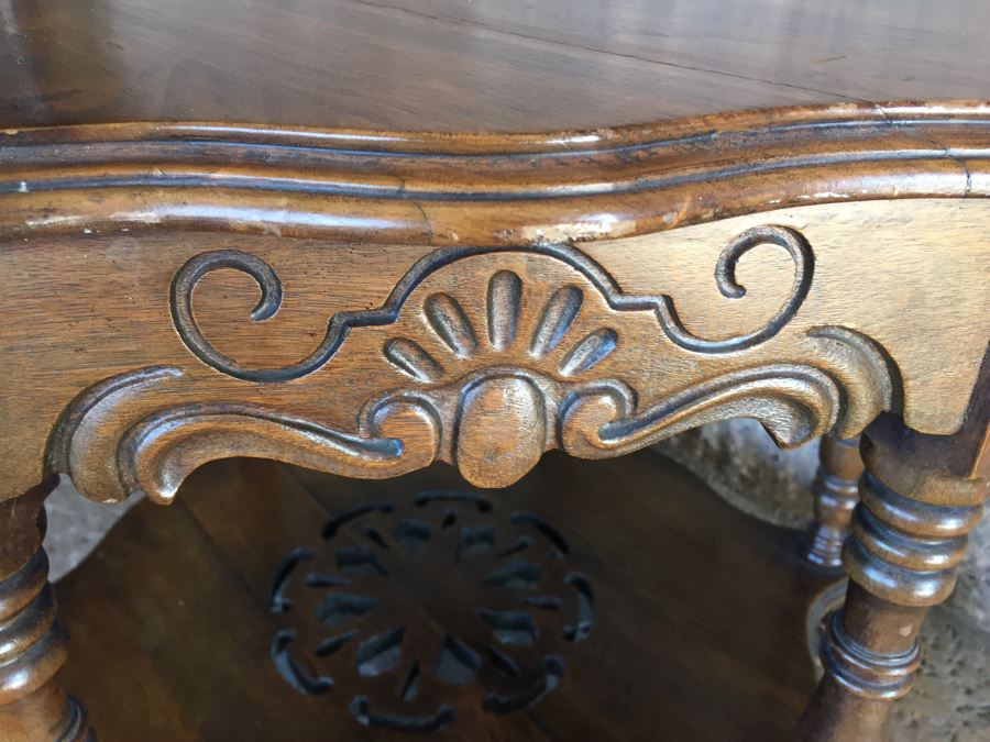 6 Sided Small Table [Photo 6]