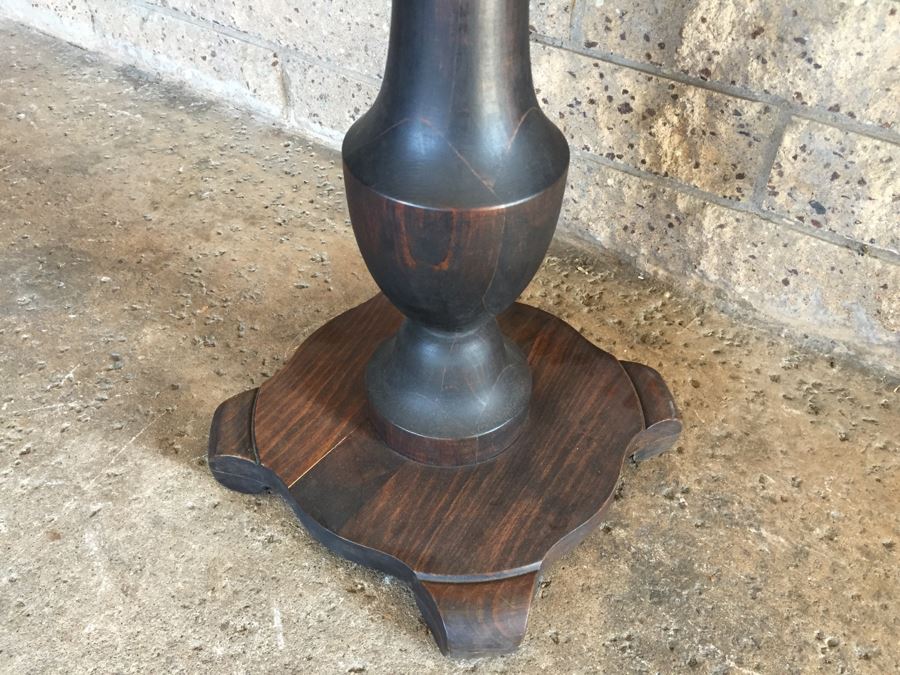Vintage Round Pedestal Stand [Photo 5]