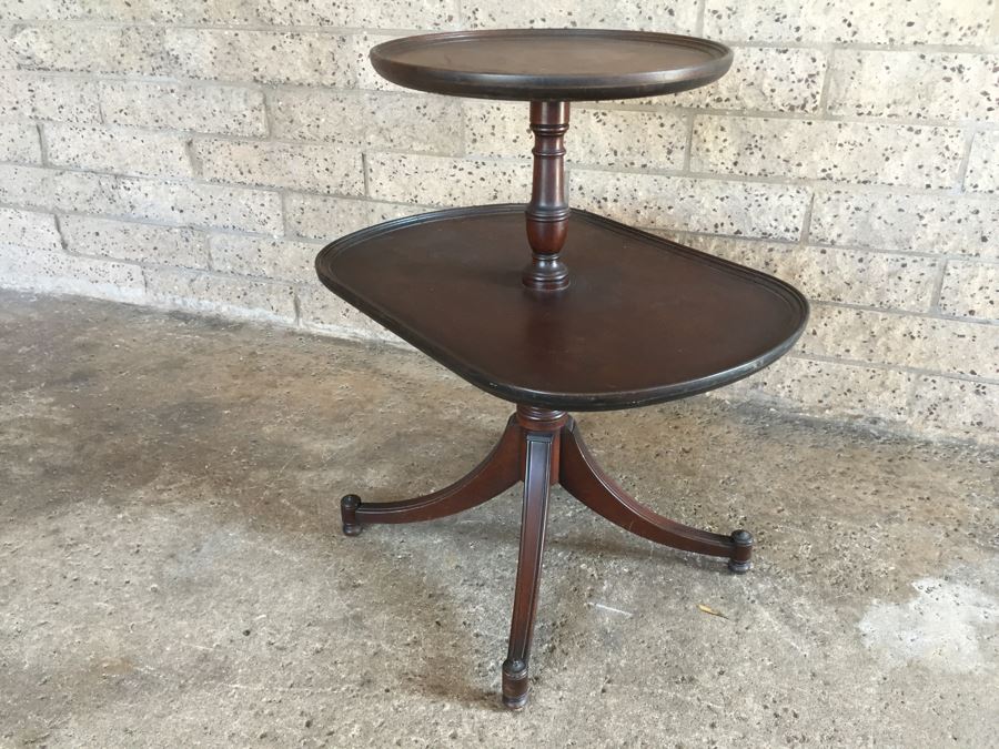 Vintage 2-Tier Pedestal Table [Photo 2]