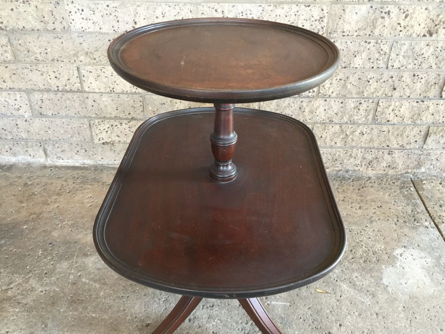 Vintage 2-Tier Pedestal Table [Photo 3]