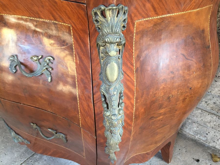 Stunning Large Bow Front Commode Chest Of Drawers With Nice Marble Top [Photo 6]