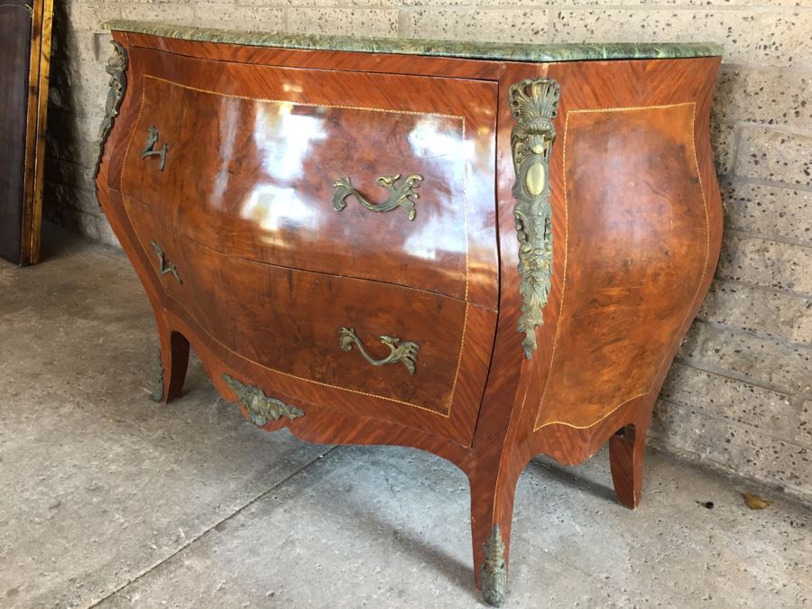 Stunning Large Bow Front Commode Chest Of Drawers With Nice Marble Top [Photo 4]