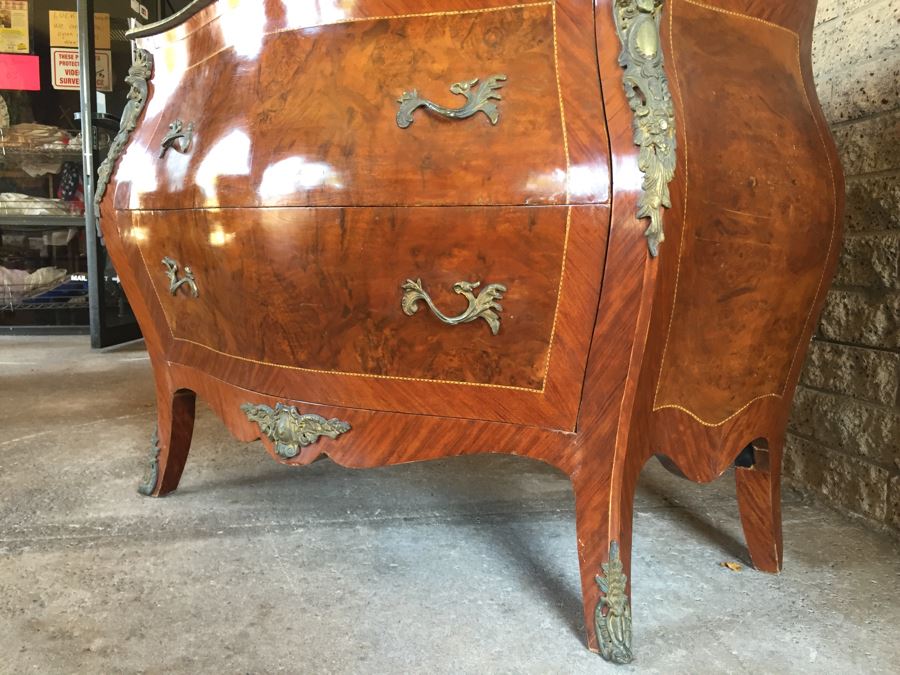 Stunning Large Bow Front Commode Chest Of Drawers With Nice Marble Top [Photo 21]