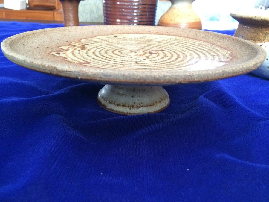 Large Brown & White Pottery Lot [Photo 21]