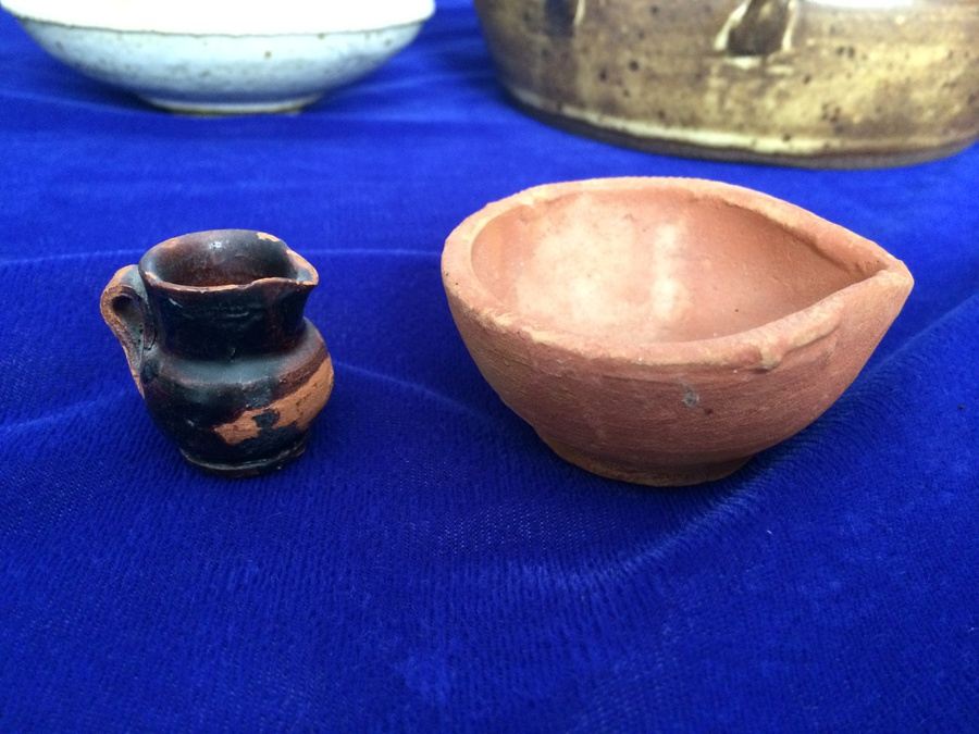 Large Brown & White Pottery Lot [Photo 10]