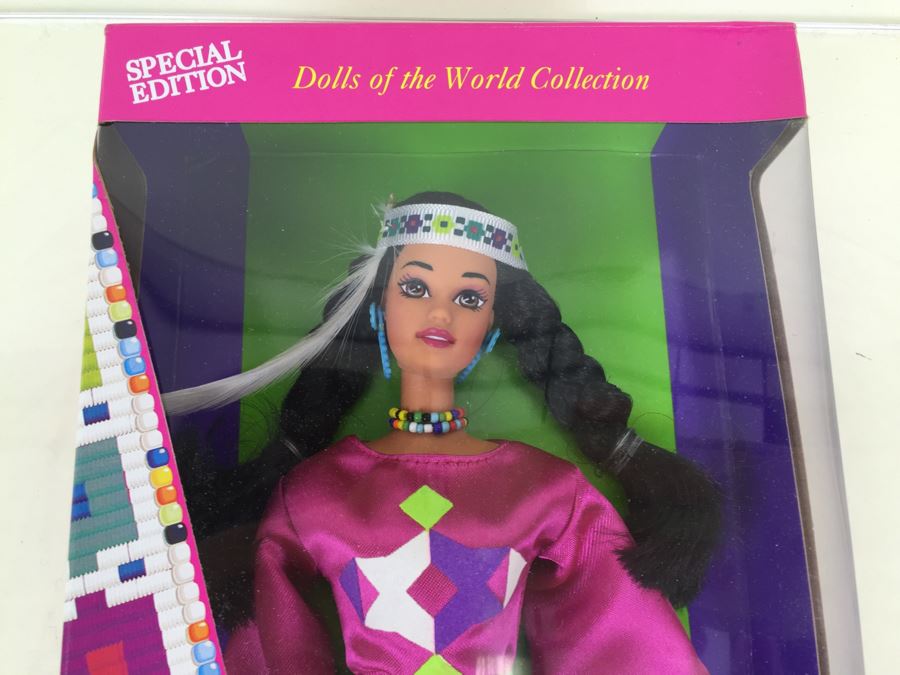Special Edition Third Edition Native American Barbie Dolls Of The World Collection Mattel New In Box 12699 Vintage 1994 [Photo 3]