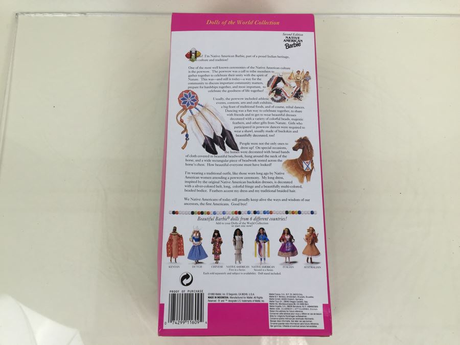 Special Edition Second Edition Native American Barbie Dolls Of The World Collection Mattel New In Box 11609 Vintage 1993 [Photo 3]