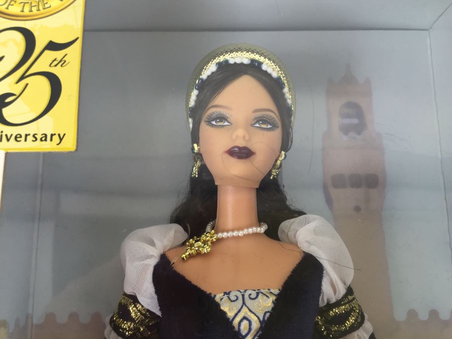 Barbie Collector Pink Label Princess Of The Renaissance Barbie Dolls Of The World Collection Mattel New In Box Vintage 2004 [Photo 4]