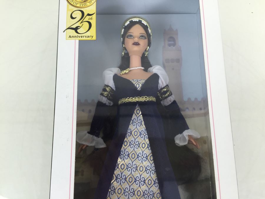 Barbie Collector Pink Label Princess Of The Renaissance Barbie Dolls Of The World Collection Mattel New In Box Vintage 2004 [Photo 5]