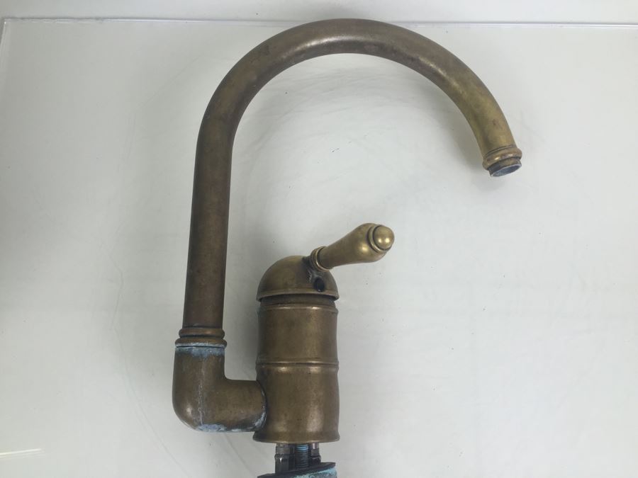 Brass Kitchen Faucet Hardware [Photo 1]