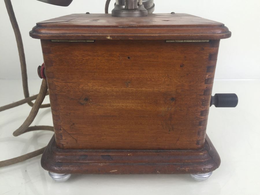 Vintage 1930s Crank Telephone [Photo 4]
