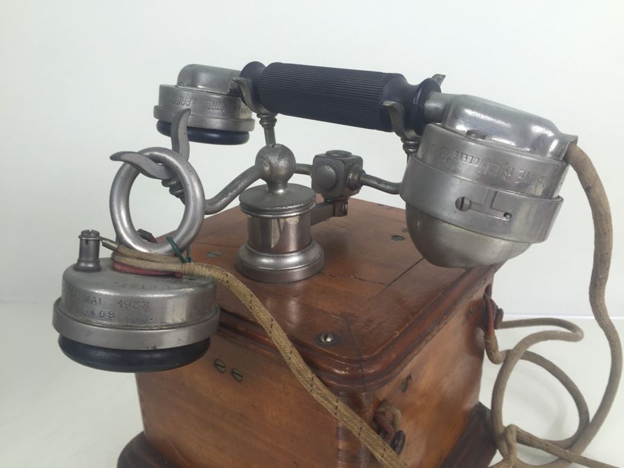 Vintage 1930s Crank Telephone [Photo 12]