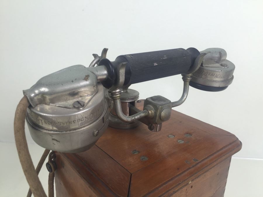 Vintage 1930s Crank Telephone [Photo 17]