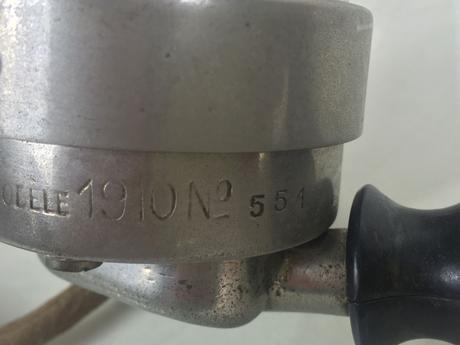 Vintage 1930s Crank Telephone [Photo 25]