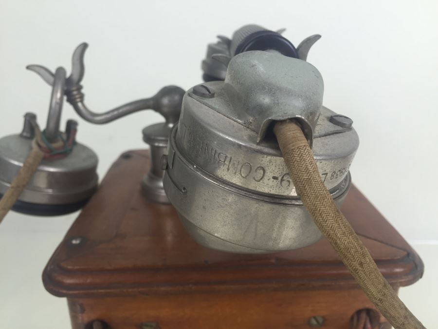 Vintage 1930s Crank Telephone [Photo 15]