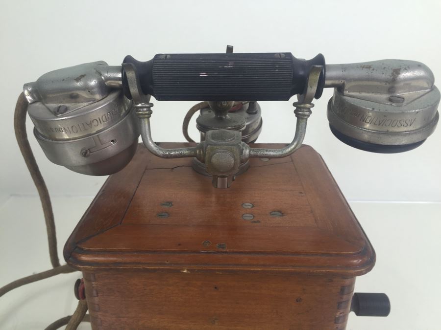 Vintage 1930s Crank Telephone [Photo 5]