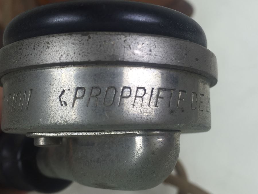 Vintage 1930s Crank Telephone [Photo 26]