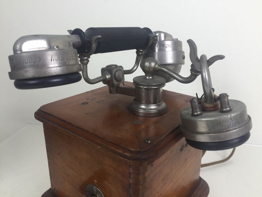 Vintage 1930s Crank Telephone [Photo 2]