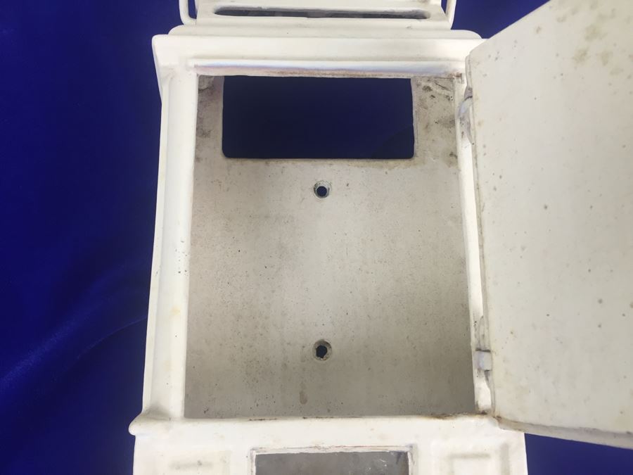 Vintage Cast Iron Metal Mailbox Letter Box Painted White [Photo 12]