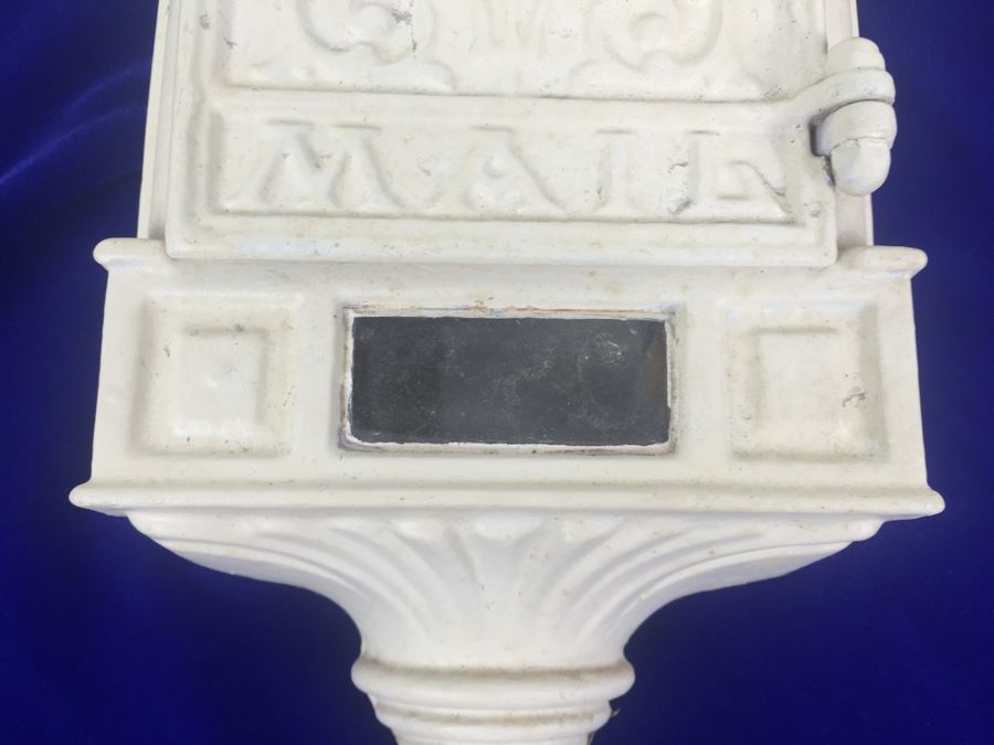 Vintage Cast Iron Metal Mailbox Letter Box Painted White [Photo 8]