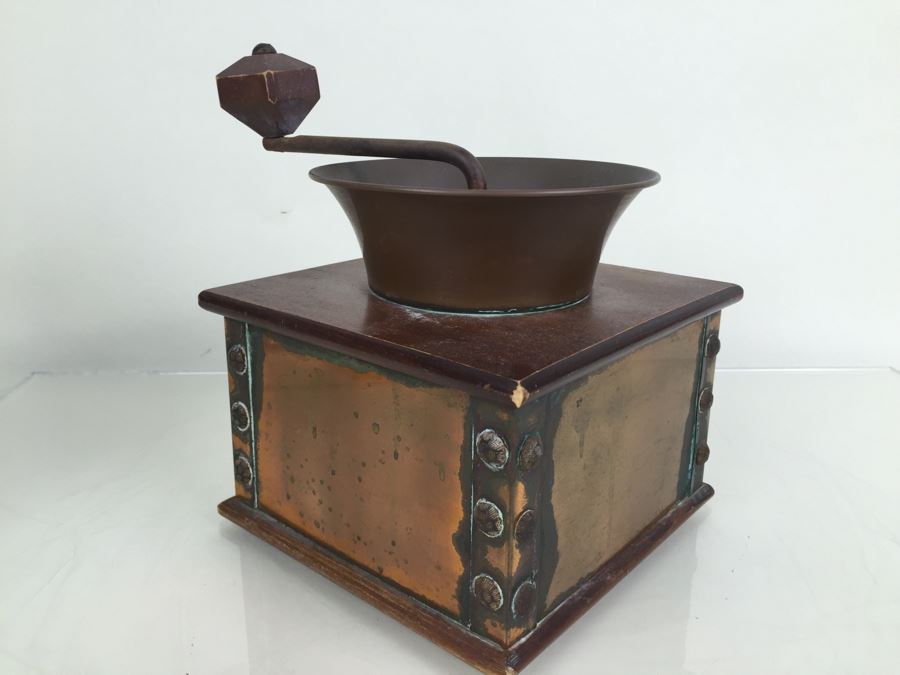 Vintage Grinder [Photo 10]