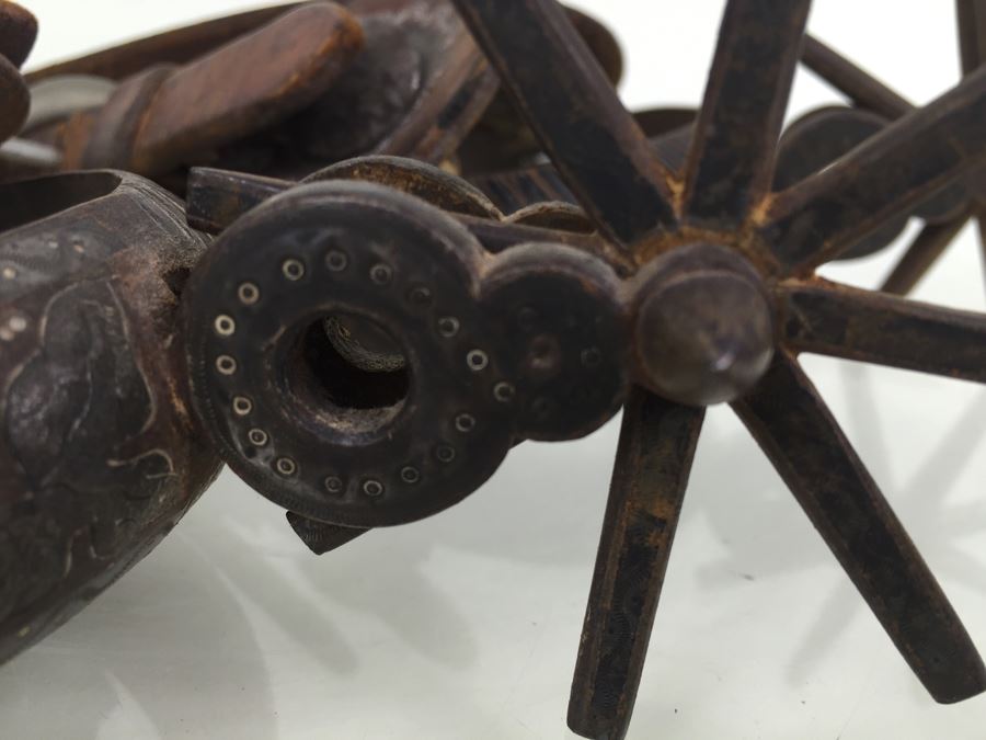 Old Western Cowboy Spurs [Photo 7]