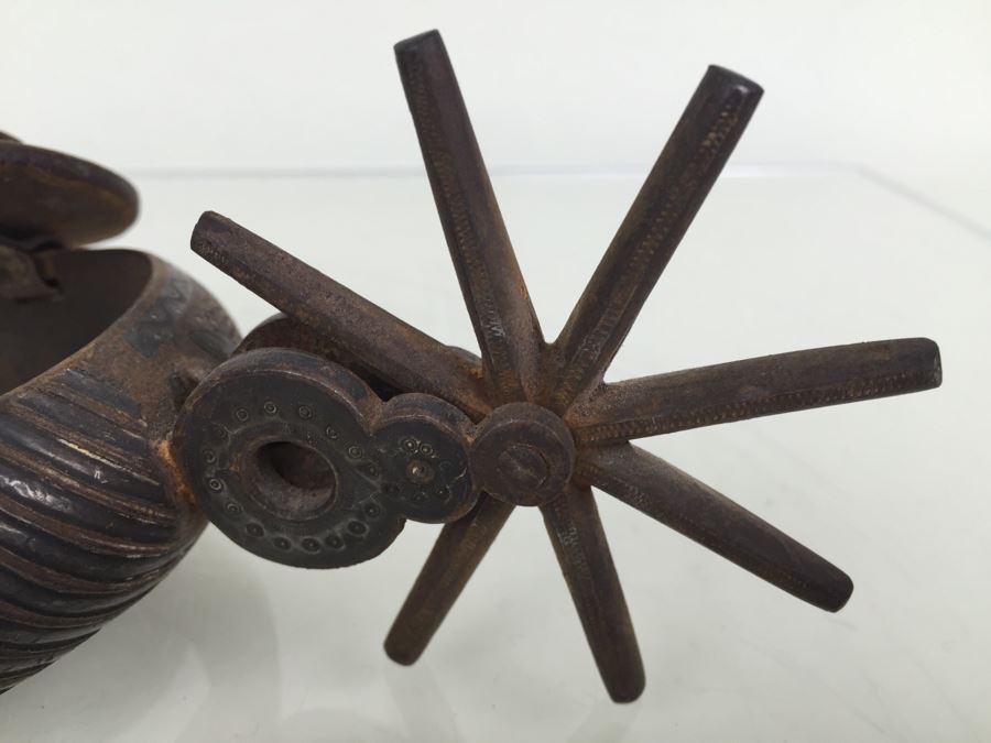 Old Western Cowboy Spurs [Photo 14]