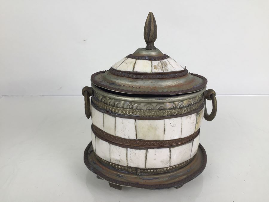 Folk Art Embossed Metal And Bone Lidded Box [Photo 4]
