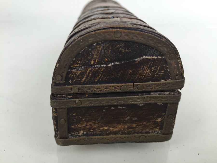 Walt Disney Co Folk Art Wood And Embossed Metal Box [Photo 10]