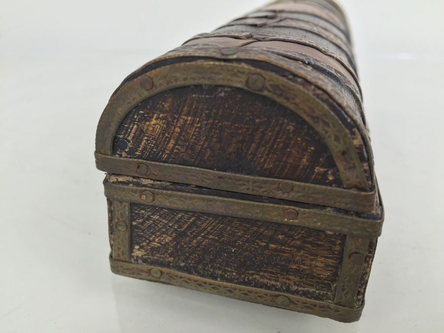 Walt Disney Co Folk Art Wood And Embossed Metal Box [Photo 7]