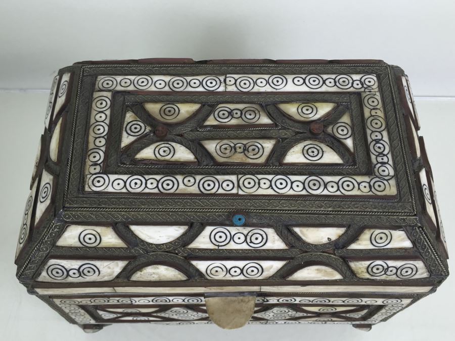 Large Footed Folk Art Box Leather Lined And Ornately Decorated With Bone, Embossed Metal And Stones [Photo 10]