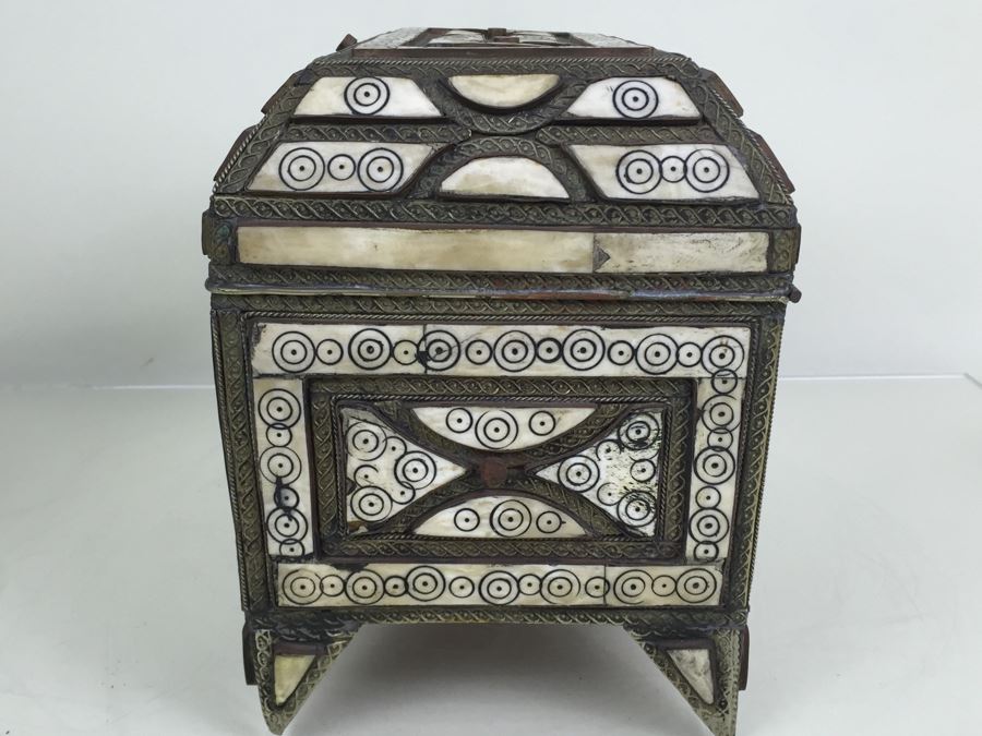 Large Footed Folk Art Box Leather Lined And Ornately Decorated With Bone, Embossed Metal And Stones [Photo 12]