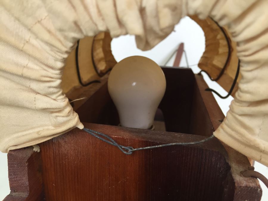 Vintage Connestoga Wagon Light [Photo 11]