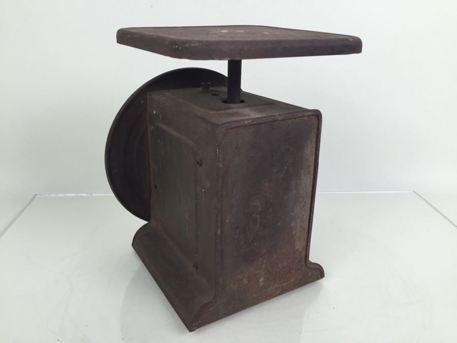 Vintage Kitchen Scale With Painted Floral Motif On Dial [Photo 3]