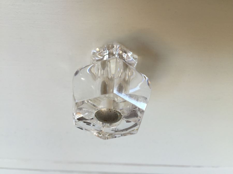 Pottery Barn White Chest Of Drawers With Removable Hutch [Photo 6]