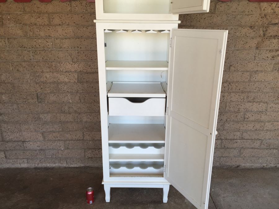White Wine Storage Cabinet With Clock [Photo 3]