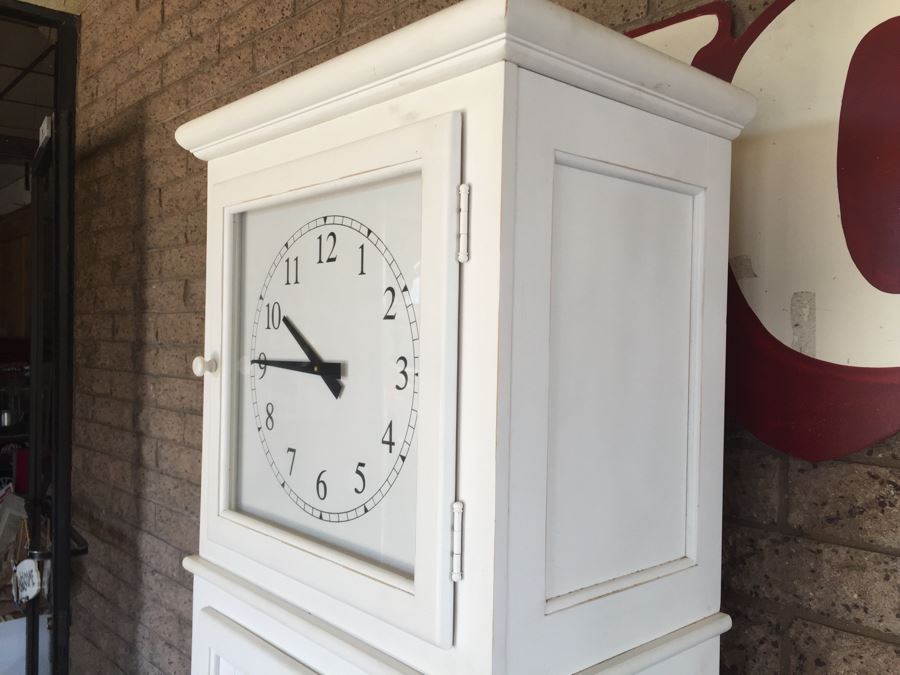 White Wine Storage Cabinet With Clock [Photo 5]