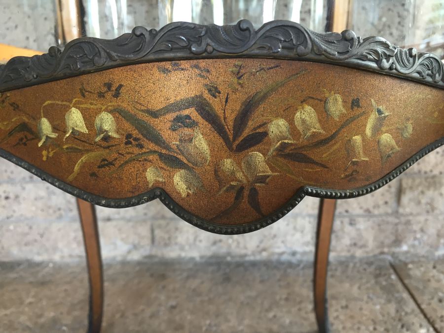 Exquisite French Curio Display Cabinet With Curved Glass On All Sides And Glass On Top Hand Painted And Beautifully Embellished With Metal Accents [Photo 33]