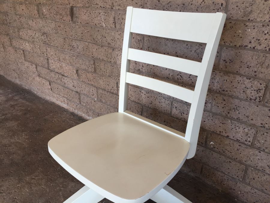 Pottery Barn White Office Chair With Casters [Photo 5]