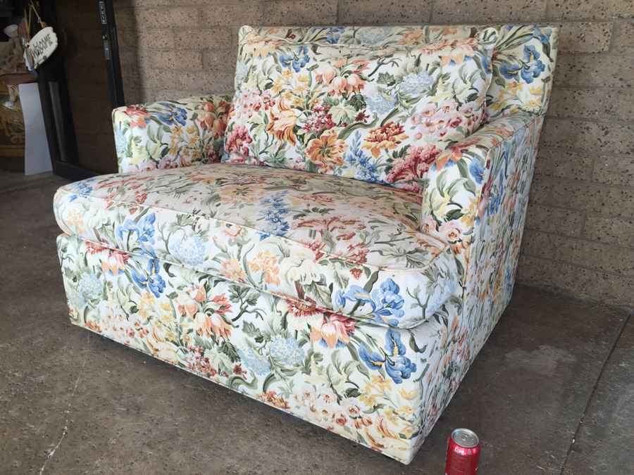 Large Ethan Allen Oversized Upholstered Armchair [Photo 9]
