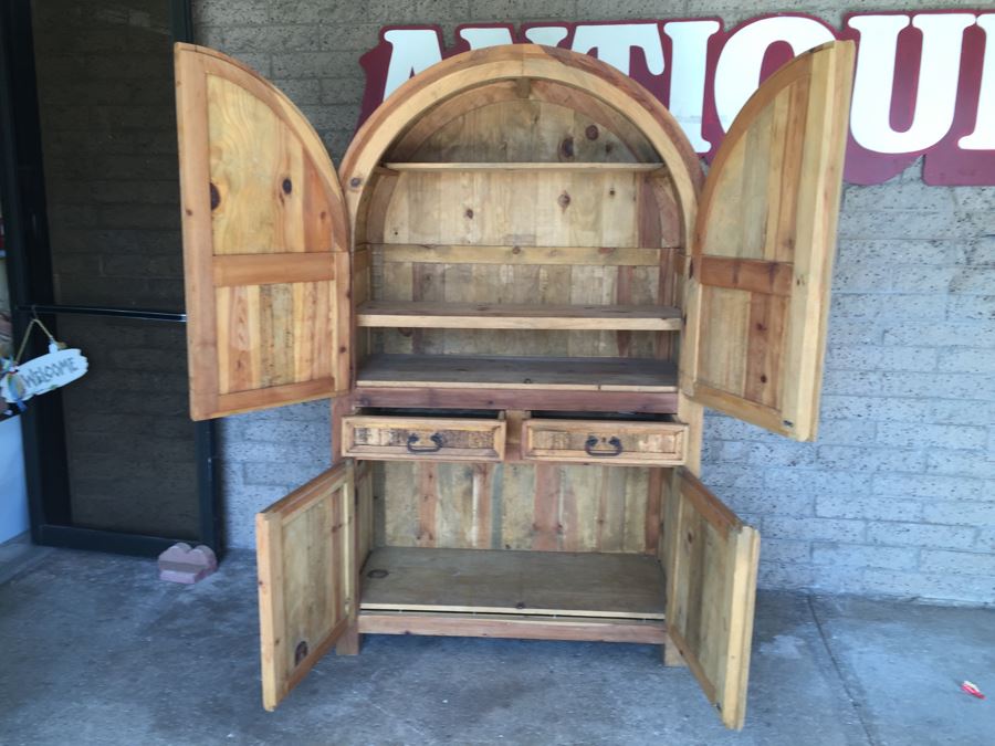 Rustic Pine Cabinet With Dome Top [Photo 2]