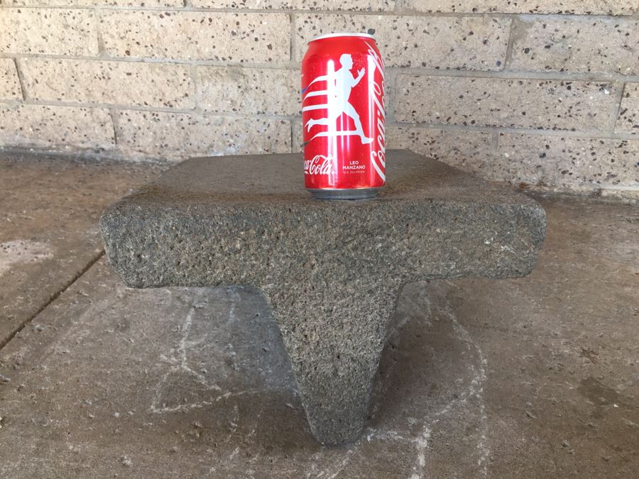 Old Probably Mexican Stone Basalt Tri-Legged Slanted Metate Grinding Stone Tortillas [Photo 12]