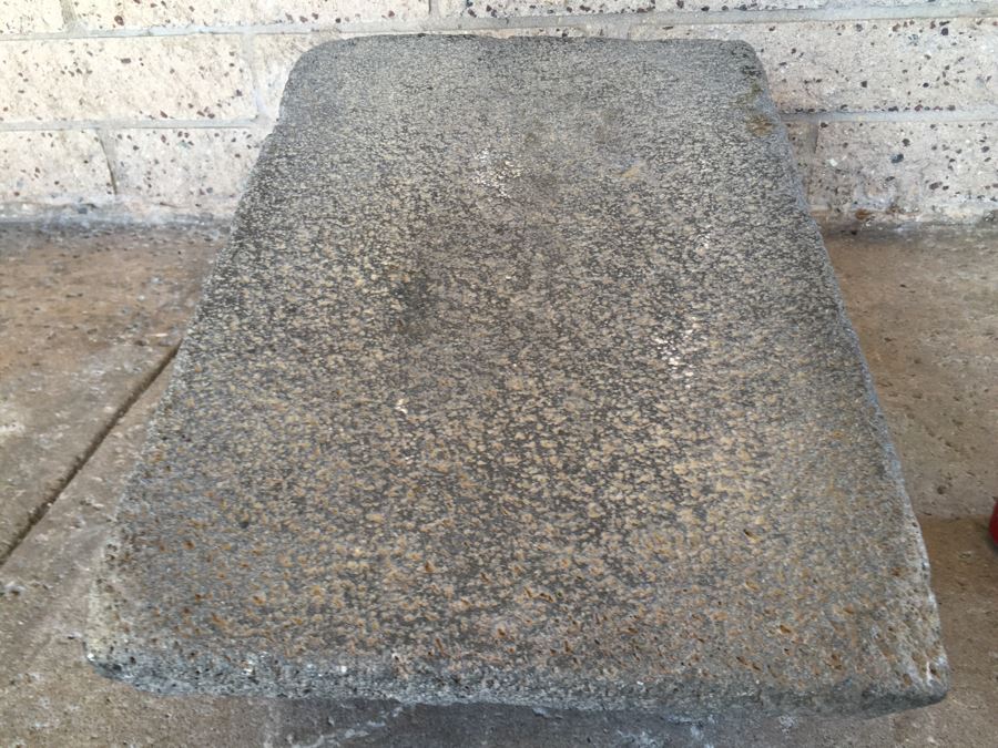 Old Probably Mexican Stone Basalt Tri-Legged Slanted Metate Grinding Stone Tortillas [Photo 3]