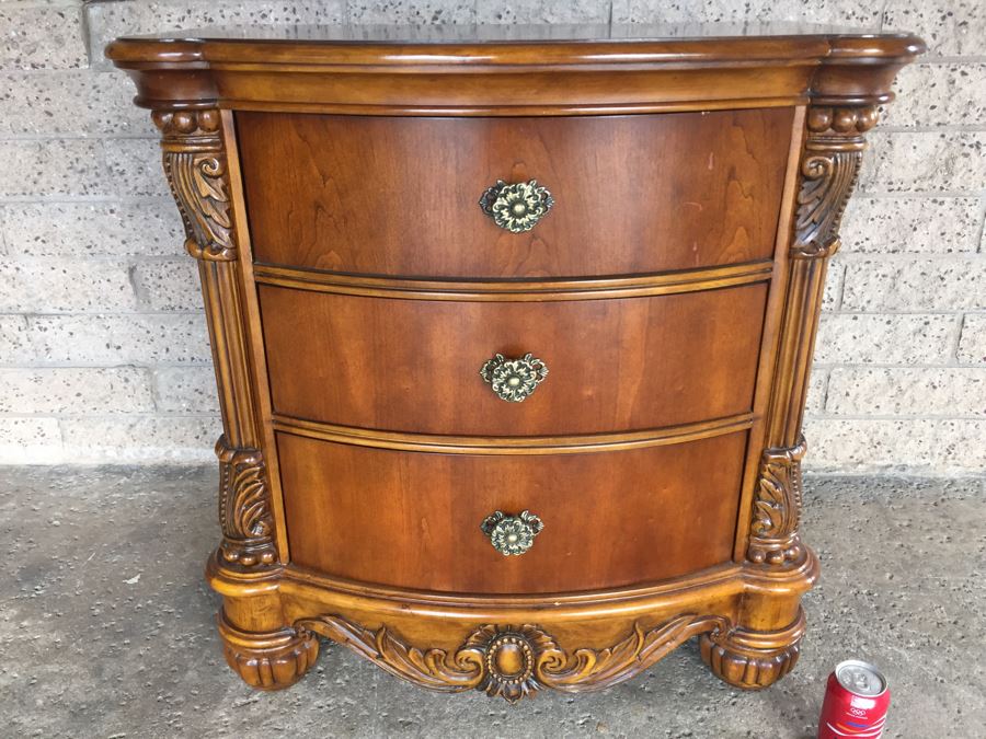 PULASKI Furniture Nightstand [Photo 4]