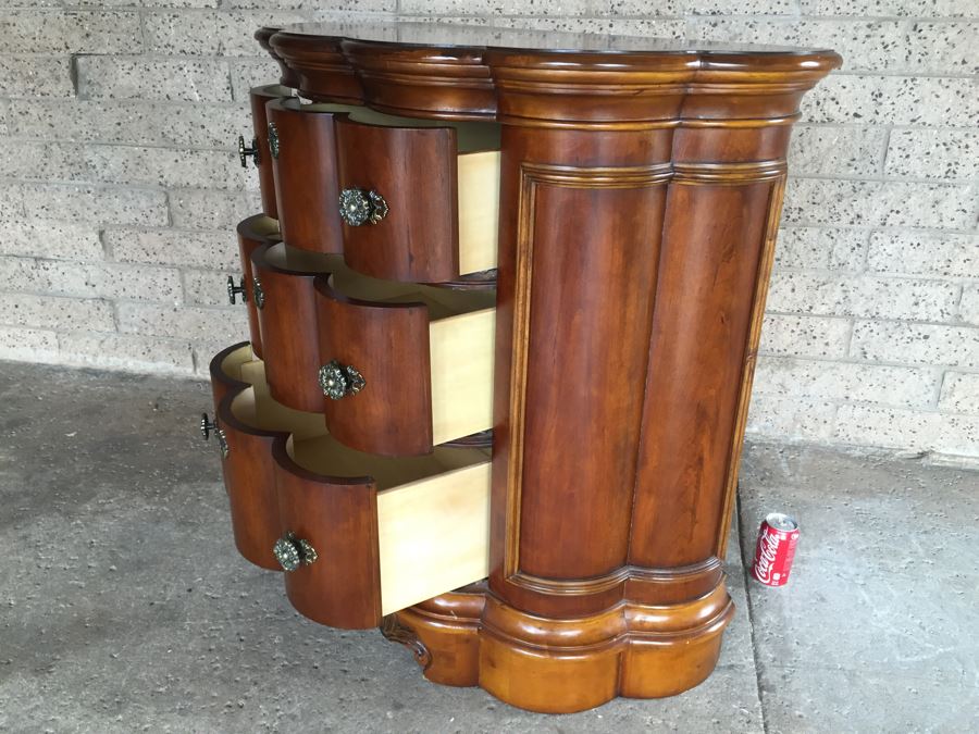 PULASKI Furniture Nightstand [Photo 3]