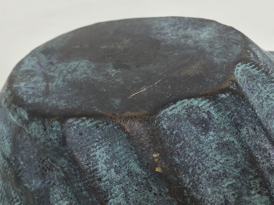 Bronze Seashell Sculpture [Photo 3]