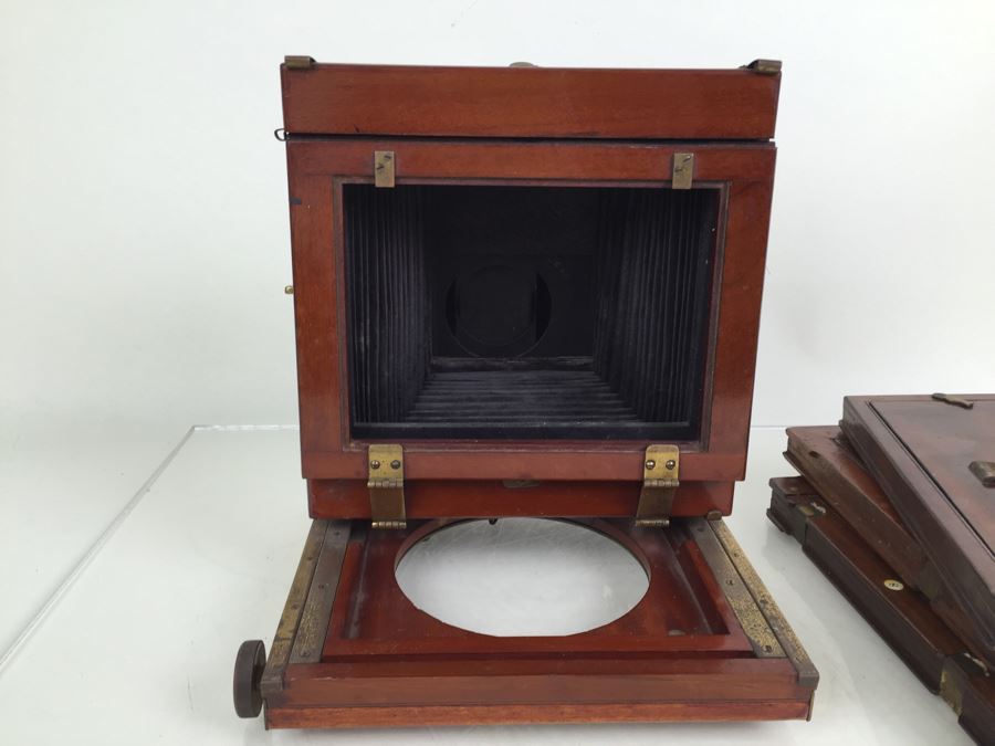 Thornton Pickard Imperial Triple Extension Half Plate Bellows Camera With Lens And (3) Plates [Photo 14]