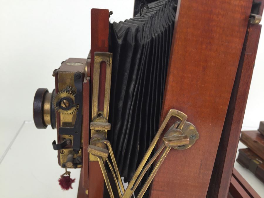 Thornton Pickard Imperial Triple Extension Half Plate Bellows Camera With Lens And (3) Plates [Photo 12]
